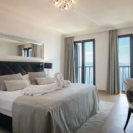 Amadria Park Royal Otel