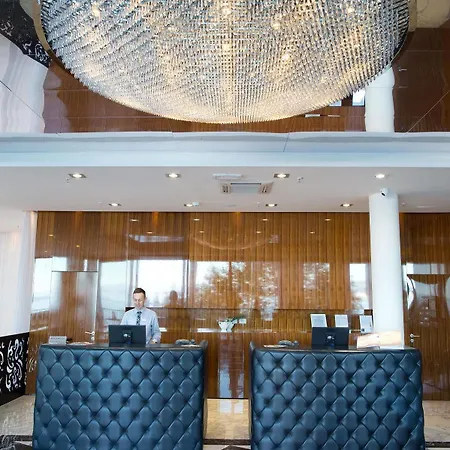 Amadria Park Royal Otel 4*