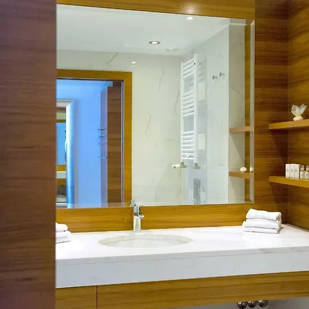 Otel Amadria Park Royal