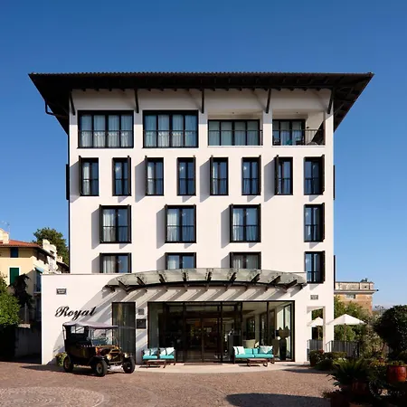 Hotel Amadria Park Royal 4*