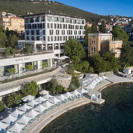 Amadria Park Royal Hotel 4*