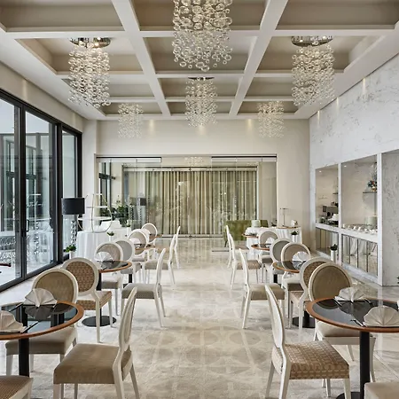 Amadria Park Royal Hotel