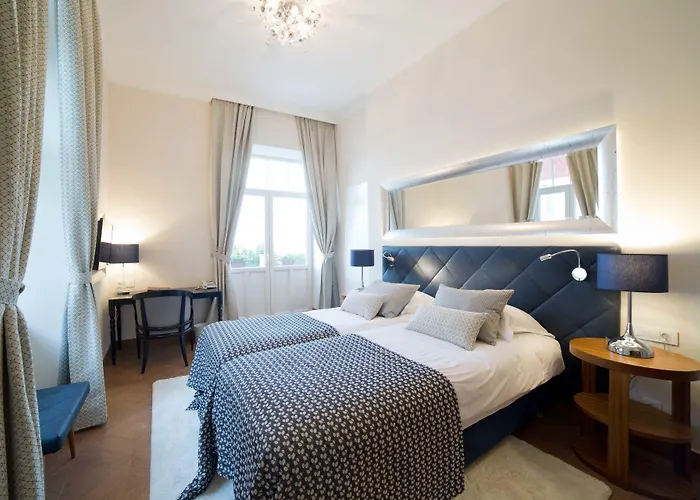 Amadria Park Royal Hotell 4*