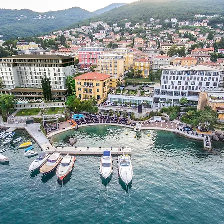 فندق Amadria Park Royal