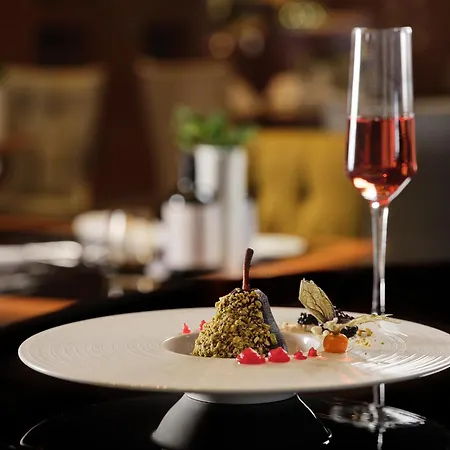 فندق Amadria Park Royal