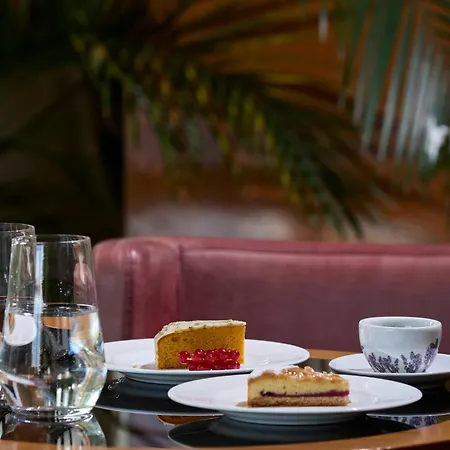 Amadria Park Royal فندق أوباتيا